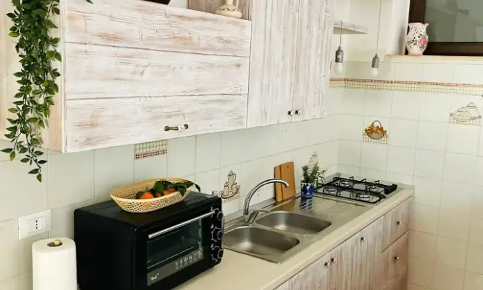 Rexer-Ceglie-Messapica-TRULLO-CON-BOSCO-PRIVATO-Cucina