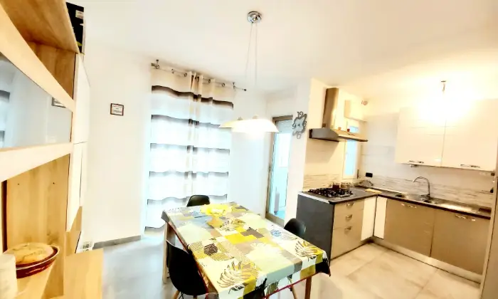 Rexer-Palermo-APPARTAMENTO-mq-immerso-nel-verde-Cucina