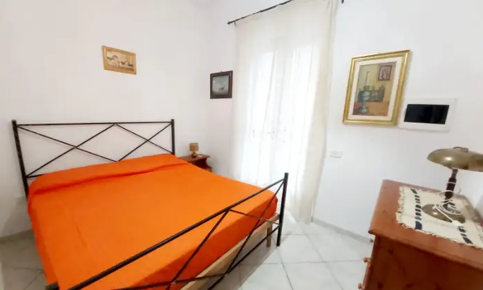 Rexer-Campofelice-di-Roccella-APPARTAMENTO-IN-VILLA-CAMPOFELICE-CameraDaLetto