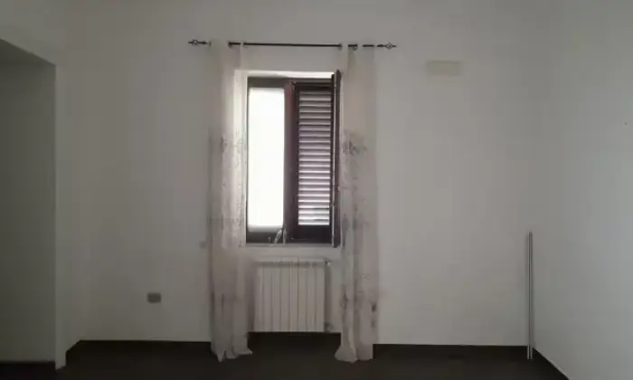 Rexer-Frasso-Telesino-Vendesi-palazzotto-Frasso-Telesino-ai-piedi-del-Monte-Stanza