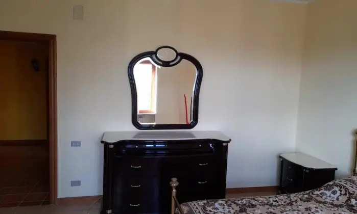 Rexer-Fragneto-Monforte-Villa-indipendente-a-Fragneto-Monforte-CAMERA-DA-LETTO