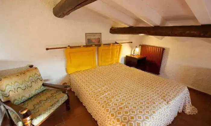 Rexer-Massa-Villa-bifamiliare-in-vendita-in-viale-Marina-Montignoso-a-Massa-CAMERA-DA-LETTO