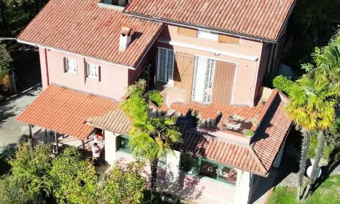 Rexer-Gandosso-Villa-plurifamiliare-via-Dossone-Gandosso-Terrazzo