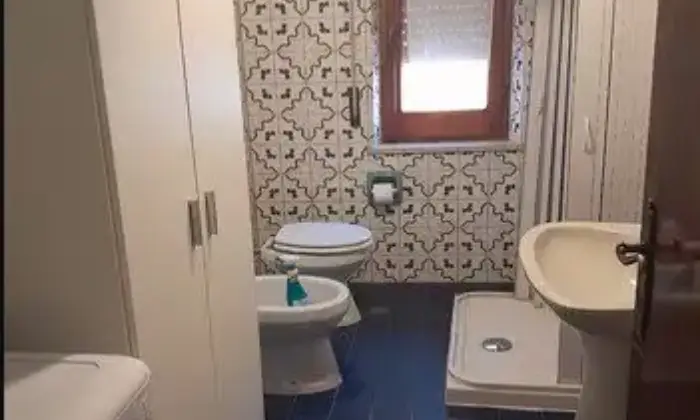 Rexer-Ilbono-Vendesi-casa-indipendente-in-Via-Giuseppe-Parini-a-ILBONO-NU-Bagno