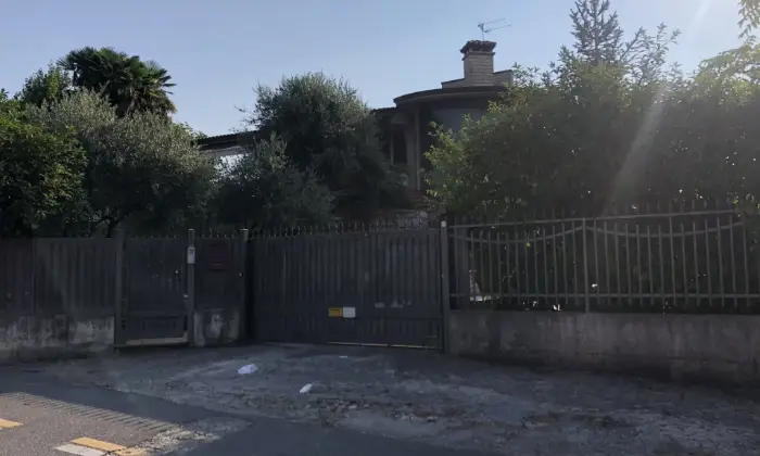 Rexer-San-Paolo-dArgon-VILLA-SINGOLA-MA-REALIZZATA-PER-DUE-FAMIGLIE-CON-INGRESSI-SEPARATI-Terrazzo