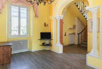 Rexer-Montevarchi-Villa-Casa-indipendente-in-Via-Ammiraglio-Burzagli-Montevarchi-SALONE