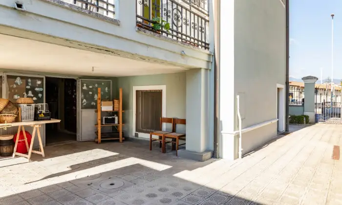 Rexer-Montevarchi-Villa-Casa-indipendente-in-Via-Ammiraglio-Burzagli-Montevarchi-GARAGE