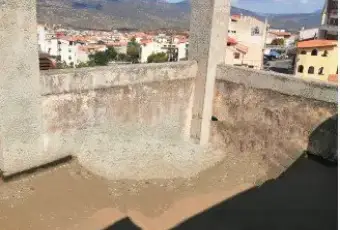 Rexer-Oliena-Vendesi-casa-indipendente-da-ristrutturare-a-OLIENA-NU-Terrazzo