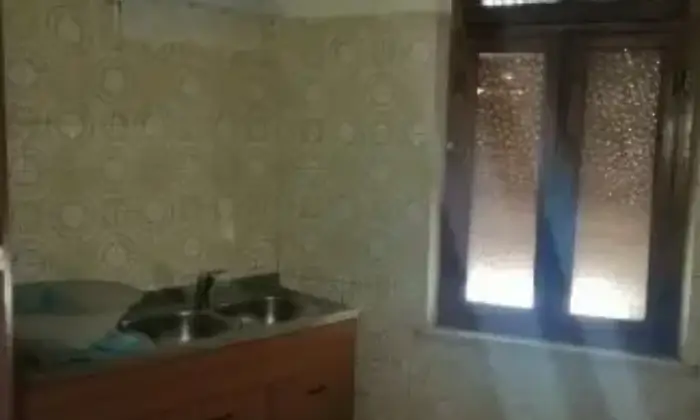 Rexer-Oliena-Vendesi-casa-indipendente-da-ristrutturare-a-OLIENA-NU-Bagno