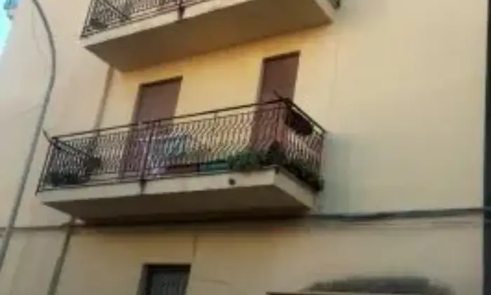 Rexer-Lercara-Friddi-Appartamento-in-vendita-in-via-Salvo-DAcquisto-a-Lercara-Friddi-Terrazzo
