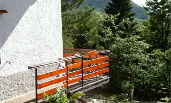 Rexer-Fivizzano-Villetta-in-vendita-in-Localit-Crocetta-a-Fivizzano-Giardino