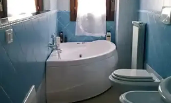Rexer-Sassari-Appartamento-in-Viale-Sicilia-Sassari-Bagno