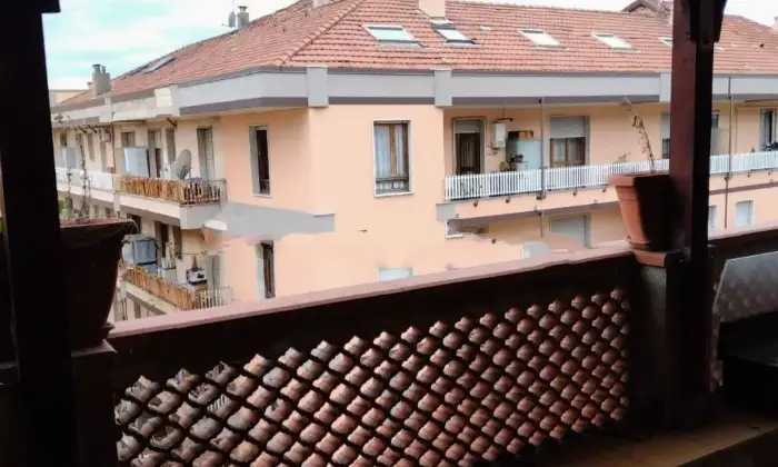 Rexer-Ventimiglia-Vendesi-mansarda-via-Camillo-Benso-di-Cavour-Centro-Citt-Ventimiglia-Terrazzo