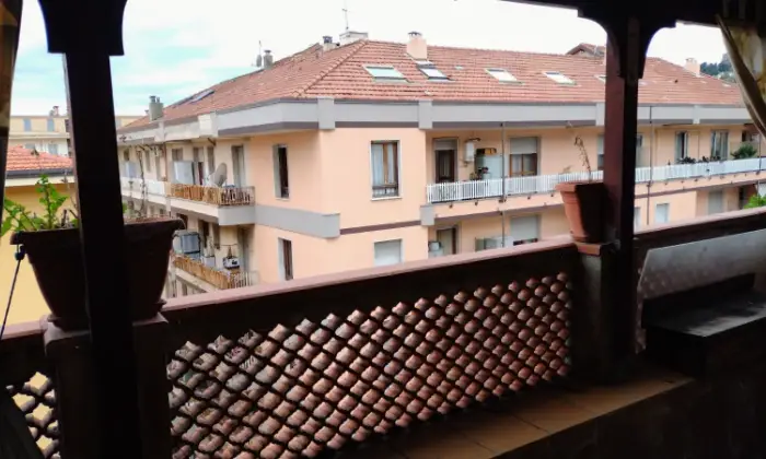 Rexer-Ventimiglia-Vendesi-mansarda-via-Camillo-Benso-di-Cavour-Centro-Citt-Ventimiglia-Terrazzo