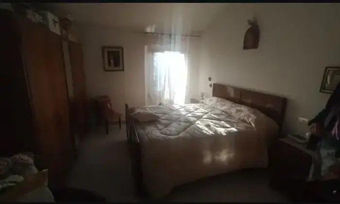 Rexer-La-Spezia-Casa-in-vendita-in-Localit-Chiosa-a-La-Spezia-CameraDaLetto
