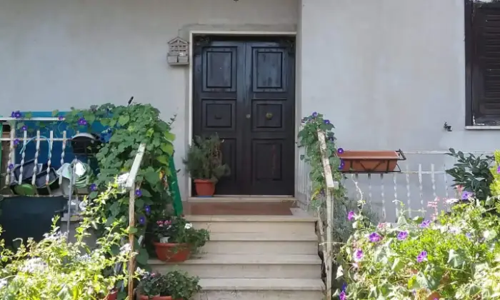 Rexer-Morlupo-Villa-trifamiliare-Morlupo-Giardino