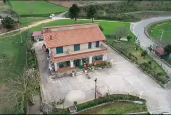Rexer-Sorianello-Villino-con-terreno-adibito-a-bb-Giardino
