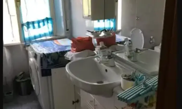 Rexer-Serra-De-Conti-Appartamento-locato-libero-da-Gennaio-Bagno