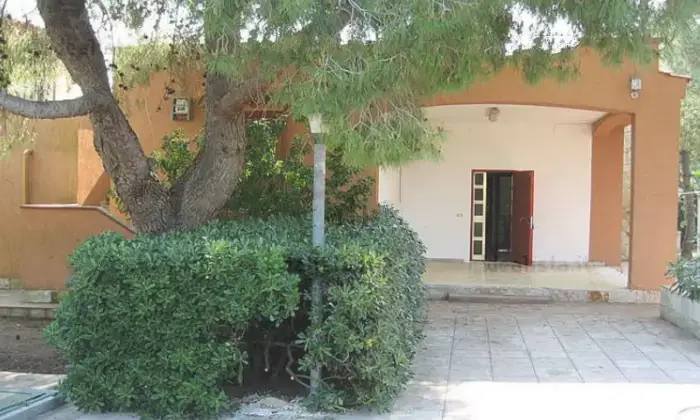 Rexer-Torricella-Casa-indipendente-in-vendita-in-via-Eufrate-a-Torricella-Giardino