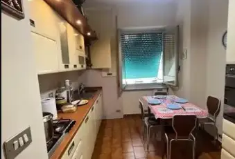 Rexer-Genova-Vendesi-appartamento-a-GENOVA-GE-Cucina