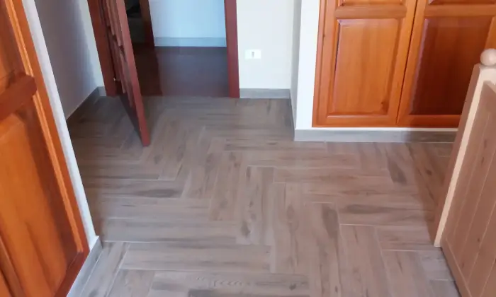 Rexer-Scalea-DIRETTAMENTE-VENDE-Altro