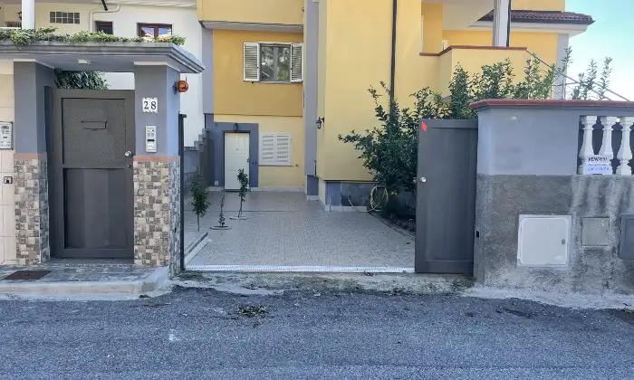 Rexer-Scalea-DIRETTAMENTE-COSTRUISCE-E-VENDE-Garage