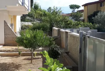 Rexer-Scalea-Appartamento-con-giardino-Giardino