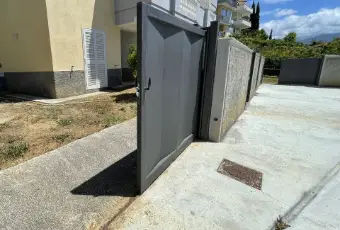 Rexer-Scalea-Appartamento-con-giardino-Terrazzo