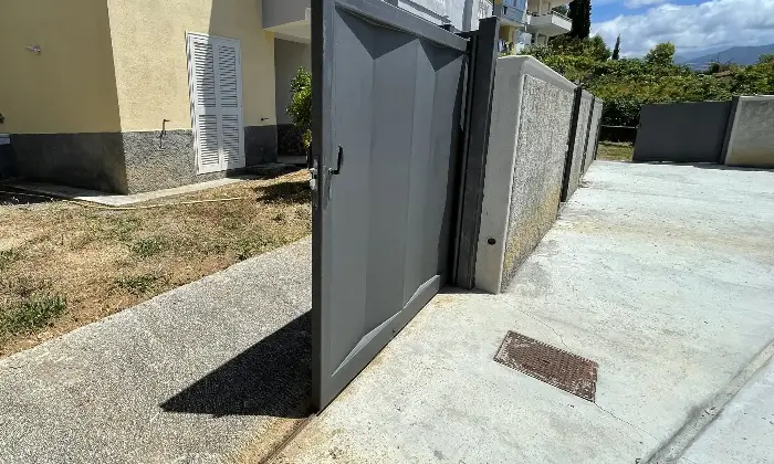 Rexer-Scalea-DIRETTAMENTE-COSTRUISCE-E-VENDE-Terrazzo