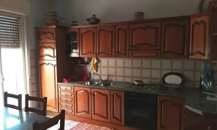 Rexer-Riesi-Vendesi-due-appartamenti-in-casa-indipendente-a-Riesi-Cucina