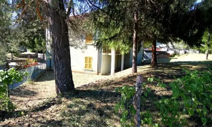 Rexer-Bardi-Casa-indipendente-Bardi-PR-Giardino
