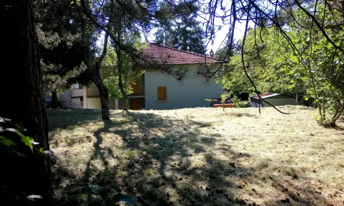 Rexer-Bardi-Casa-indipendente-Bardi-PR-Giardino