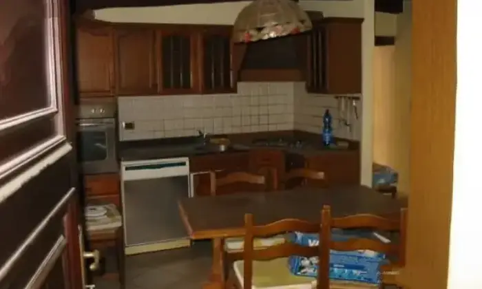 Rexer-PremoselloChiovenda-Casa-parzialmente-ristrutturata-mq-terreno-Altro