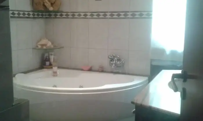 Rexer-Agrigento-Vendesi-Quadrilocale-via-Callicratide-ad-Agrigento-AG-Bagno