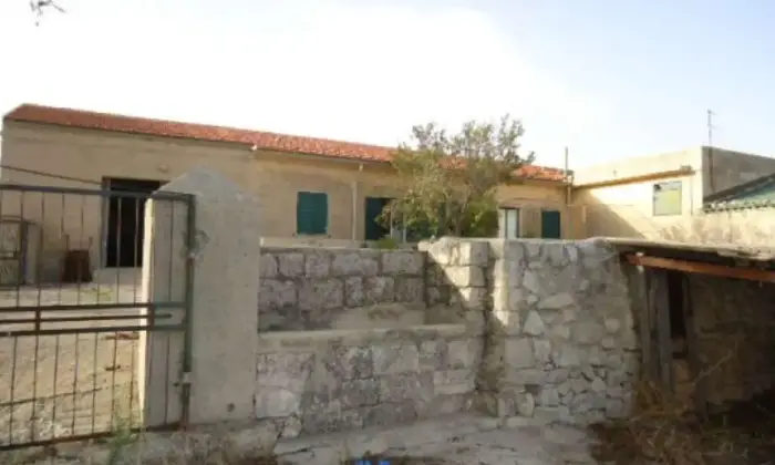Rexer-Ragusa-Casa-indipendente-con-terreno-Altro