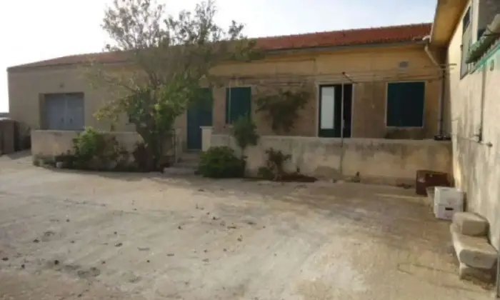 Rexer-Ragusa-Casa-indipendente-con-terreno-Altro