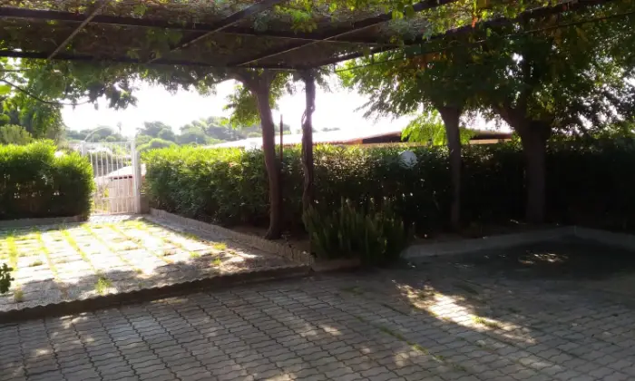 Rexer-Isola-di-Capo-Rizzuto-Villetta-indipendente-in-vendita-a-Isola-di-Capo-Rizzuto-GIARDINO