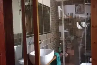 Rexer-Papiano-Vendesi-porzione-di-colonica-posizione-panoramica-Bagno