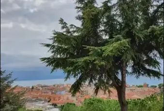 Rexer-Ventimiglia-Appartamento-centralissimo-in-vendita-a-VENTIMIGLIA-IM-Terrazzo