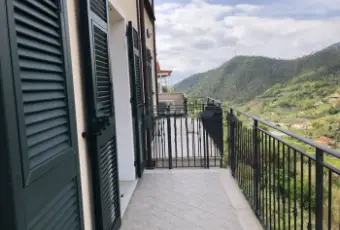 Rexer-Tovo-San-Giacomo-Vendesi-appartamento-a-Tovo-San-Giacomo-Terrazzo