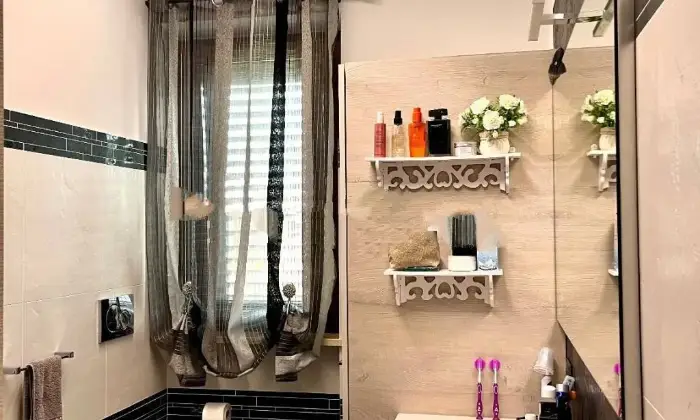 Rexer-San-Ginesio-Appartamento-in-Via-Picena-San-Ginesio-Bagno
