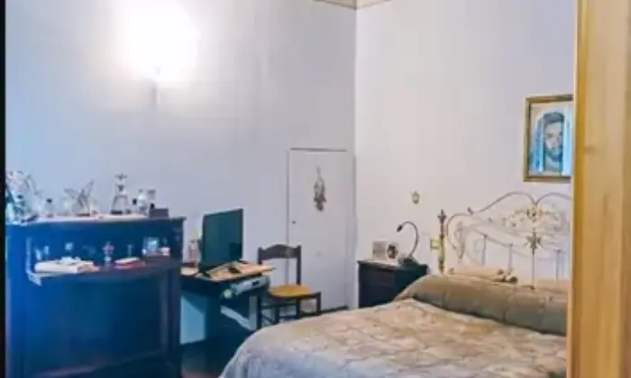 Rexer-Casciana-Terme-Lari-Appartamento-in-vendita-in-via-Cavour-a-Casciana-Terme-Lari-CameraDaLetto