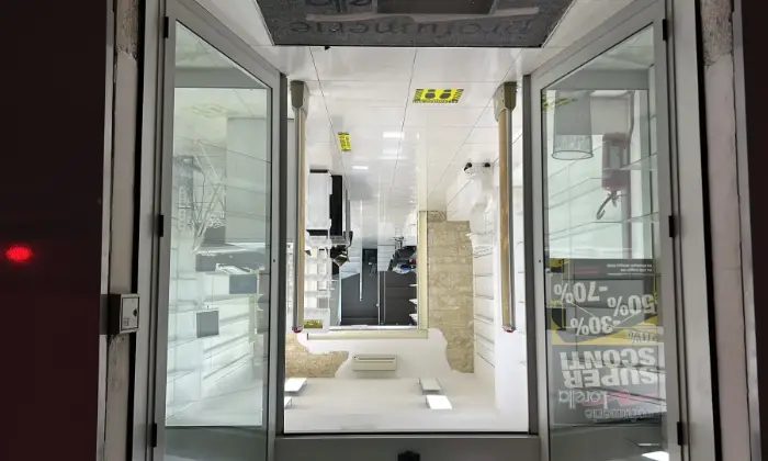 Rexer-Campobasso-FITTASI-LOCALE-COMMERCIALE-FRONTE-STRADA-VIA-XXIV-MAGGIO-CAMPOBASSO-Altro
