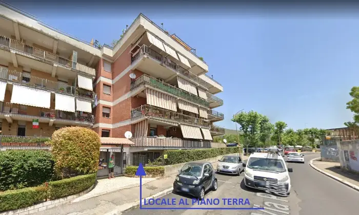 Rexer-Formia-Locale-DepositoMagazzino-in-Formia-Giardino