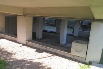 Rexer-Formia-Locale-DepositoMagazzino-in-Formia-Garage