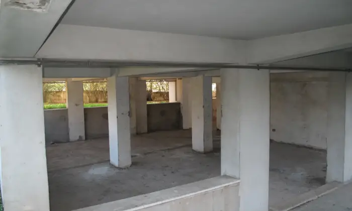 Rexer-Formia-Locale-DepositoMagazzino-in-Formia-Altro