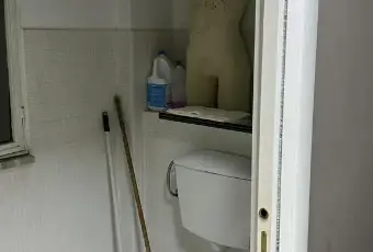 Rexer-Campobasso-Locale-commerciale-a-Campobasso-Via-XXIV-Maggio-Bagno