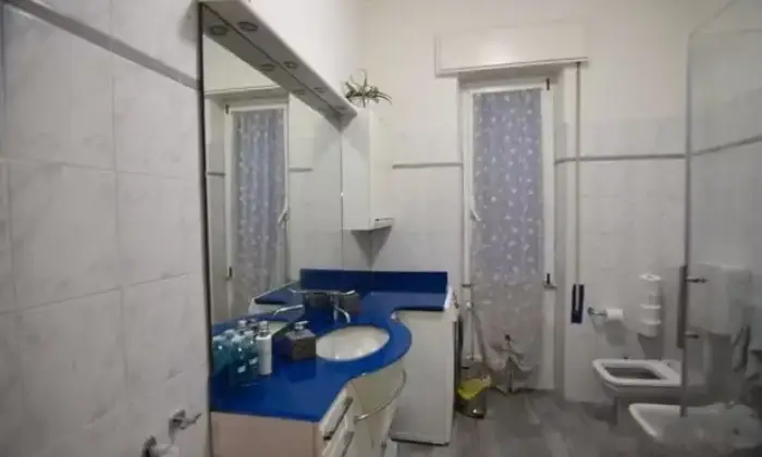 Rexer-Ovada-Appartamento-ampio-luminoso-e-comodo-ai-servizi-Bagno