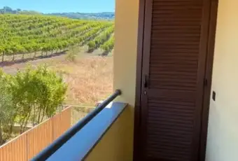 Rexer-Golferenzo-VENDESI-PICCOLA-VILLETTA-A-SCHIERA-GOLFERENZO-PV-Balcone
