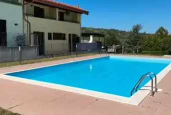 Rexer-Golferenzo-VENDESI-PICCOLA-VILLETTA-A-SCHIERA-GOLFERENZO-PV-Piscina